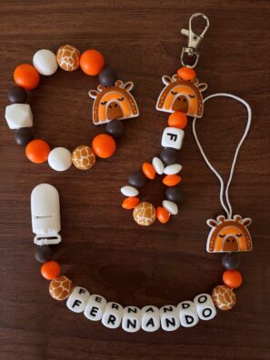 Set Portachupete 🦒 + mordedor + marcador de bolsito 🦒